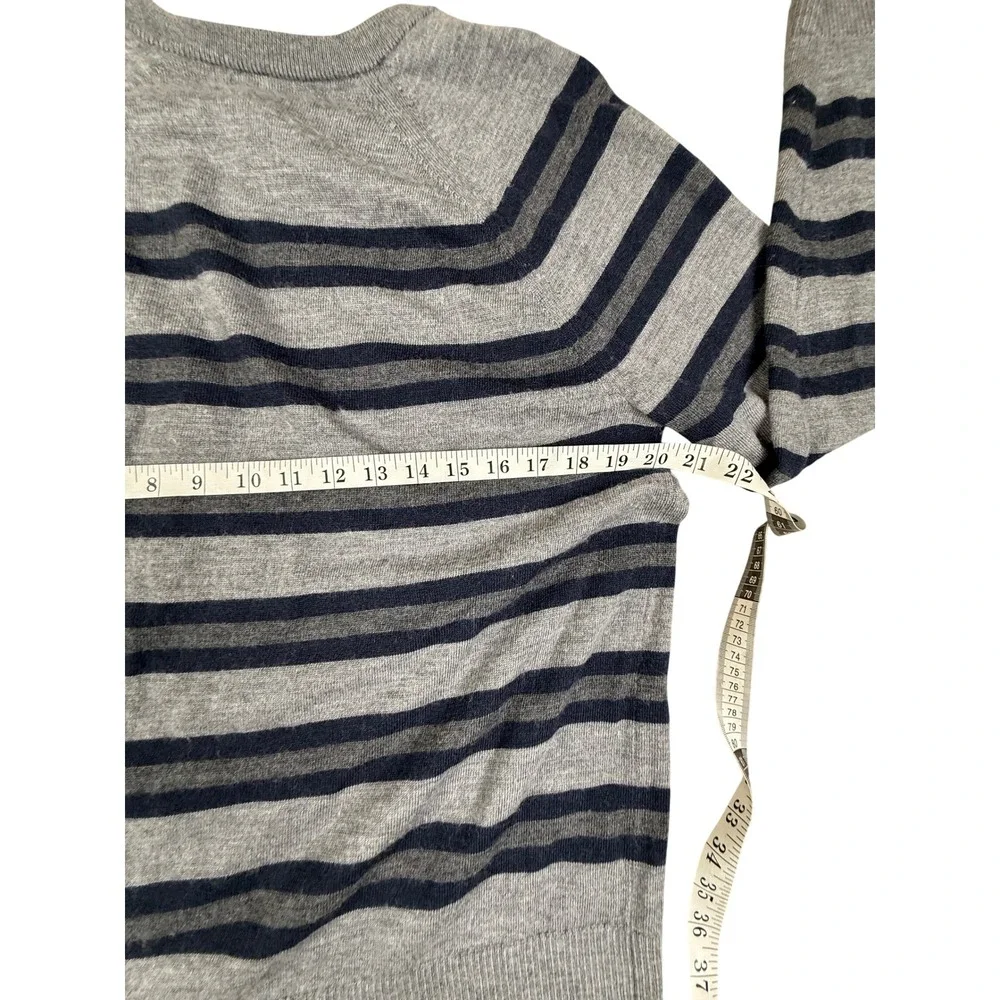 Banana Republic Mens Gray Striped‎ 100% Merino Wool Sweater Size L Winter
